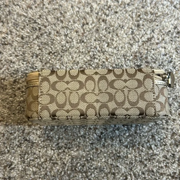 Coach Fabric Zip Jewelry Holder - Picture 3 of 9